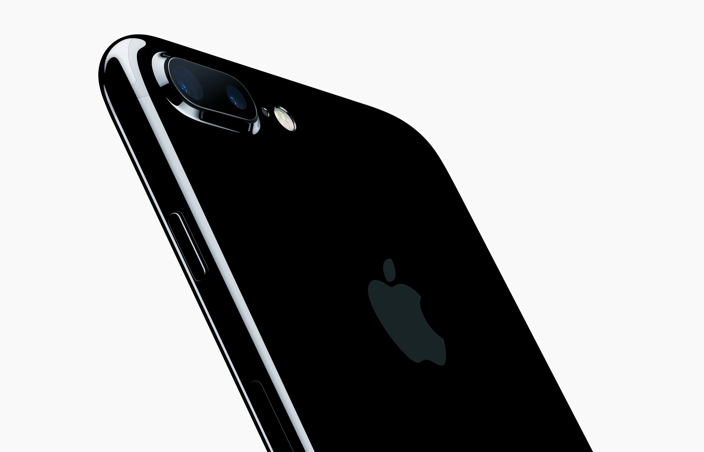 Comment Apple a rendu son iPhone noir de jais encore plus noir : décryptage d’une tendance iconique